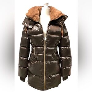 Pajar Lyra Mid Length Puffer Coat S/P Full Zip Side Zip Faux Fur Collared Hooded